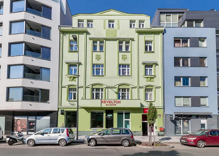 Revelton StudiosAparthotel